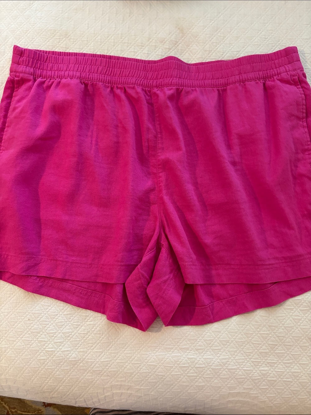Old Navy Bright Fuchsia Elastic-Waist Linen Shorts